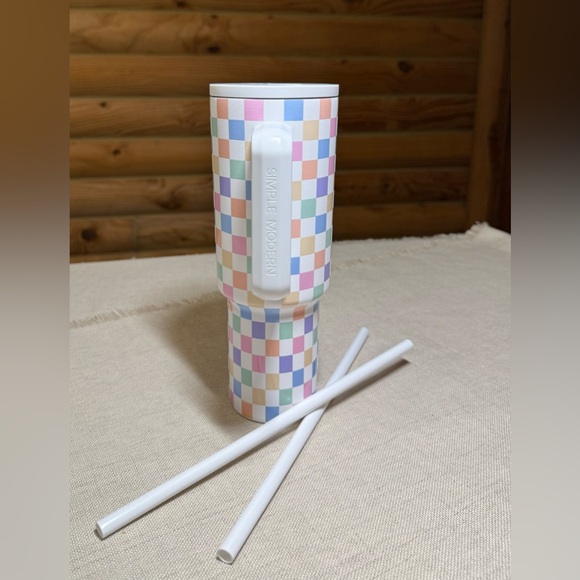 PASTEL CHECKMATE Simple Modern 40oz Trek Tumbler - Picture 2 of 5